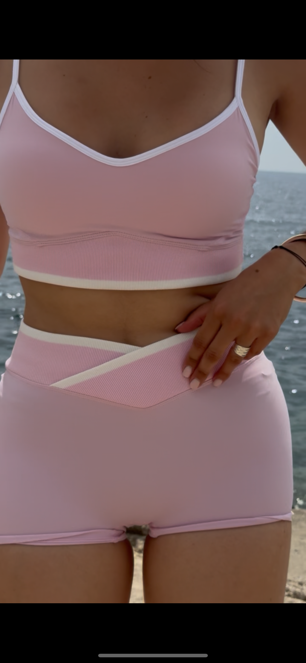 Ensemble Brassière et Short "Las Dinas" maintien sport